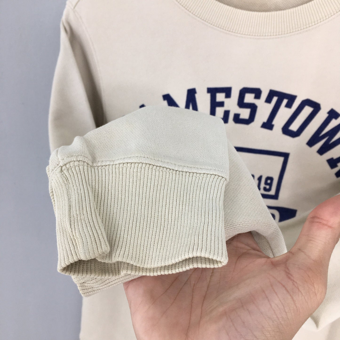 Champion Jamestown Brown Sweater Small