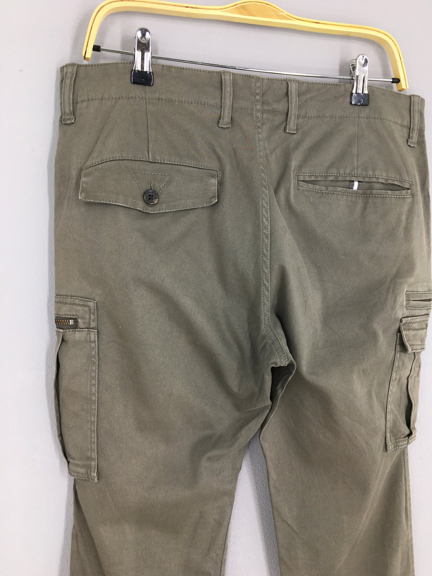 Japanese Brand Slim Fit Cargo Pants Gray Size 34x31