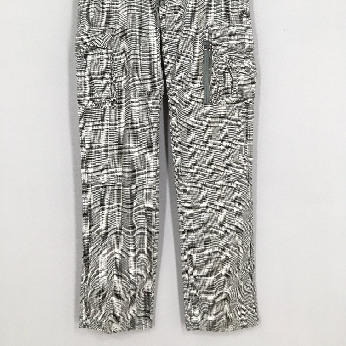 Jack Serika Japan Checkered Cargo Pants Size 33x33