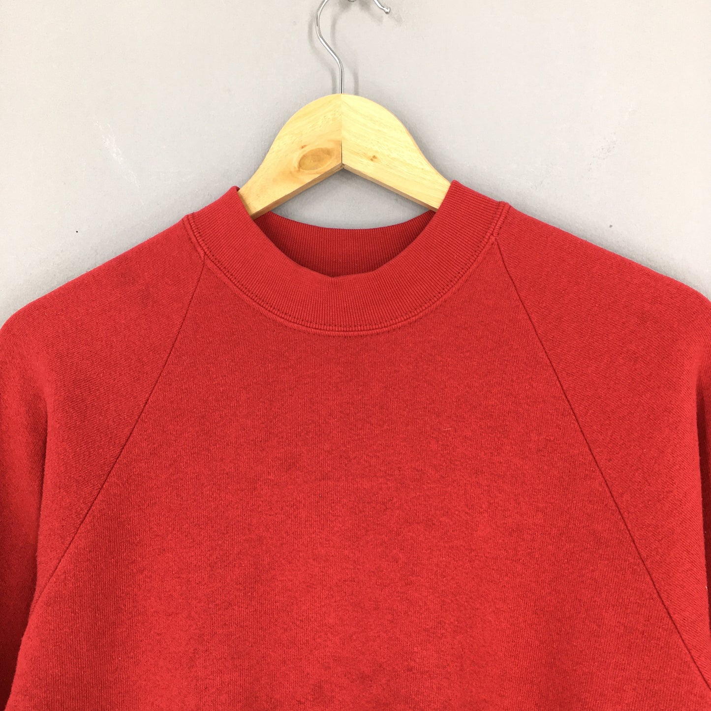 Fruit Of The Loom Chili Red Plain Sweatshirt Medium