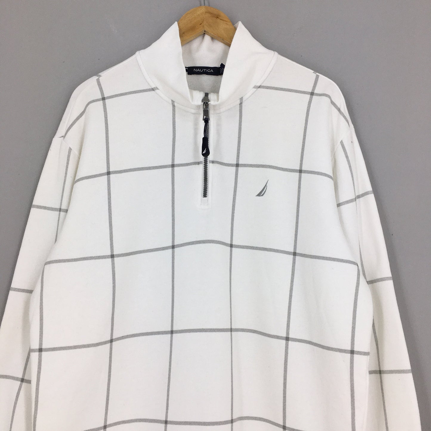 Nautica White Checkered Sweatshirt XLarge