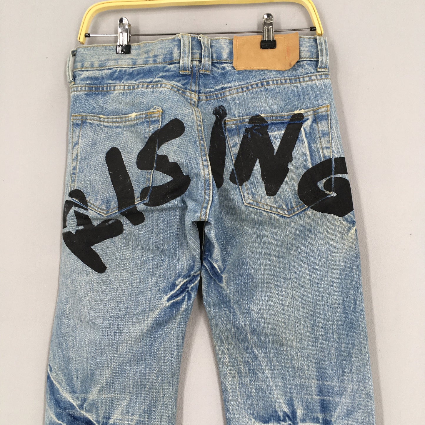 Point Loma Ripped Art Denim Jeans Size 30x32