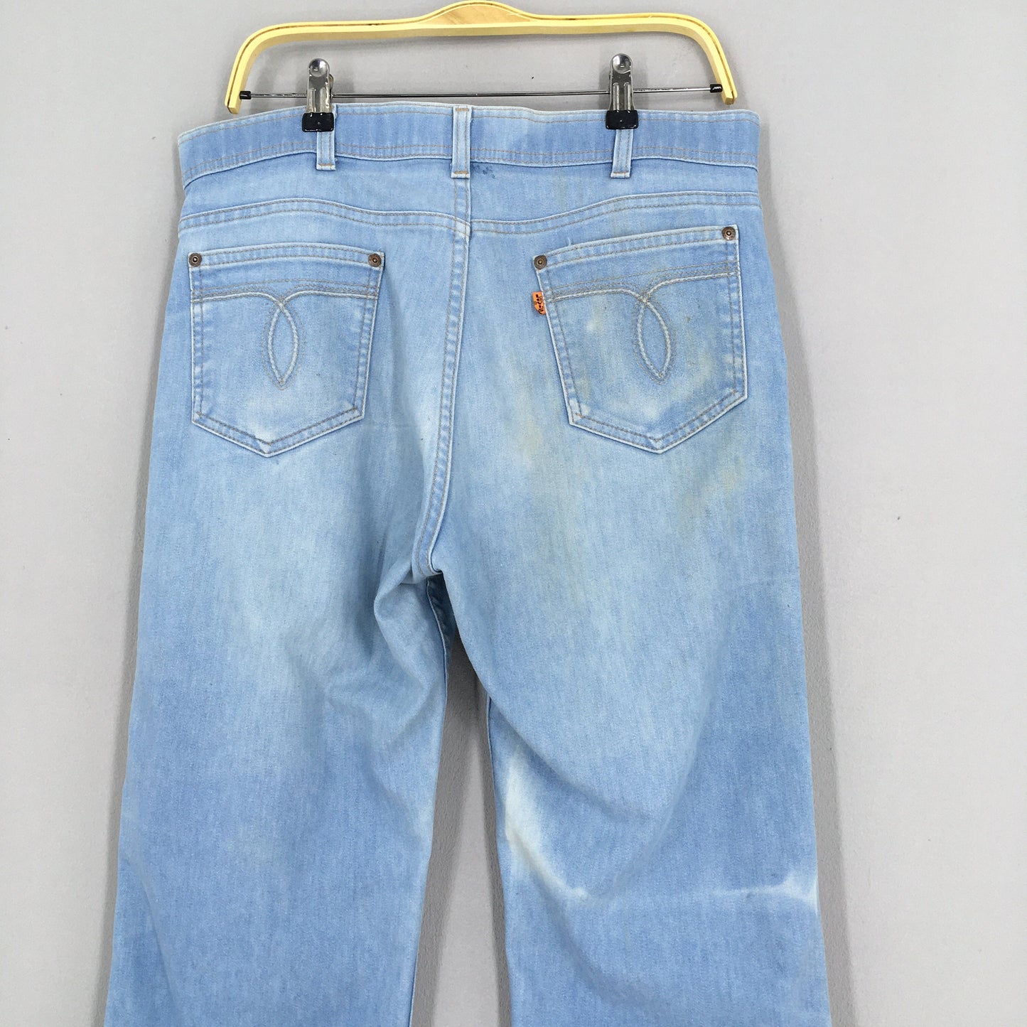 Relaxed Fit Light Wash Blue Jeans Size 34x31