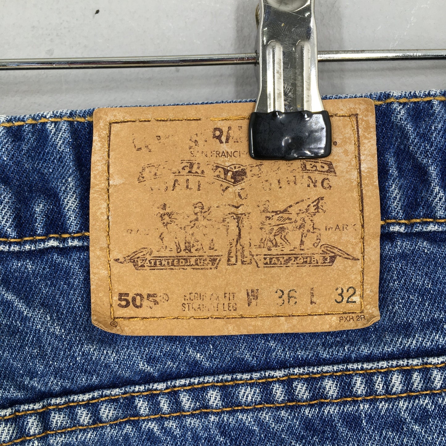 Levi's 505 Regular Fit Jeans Size 34x32