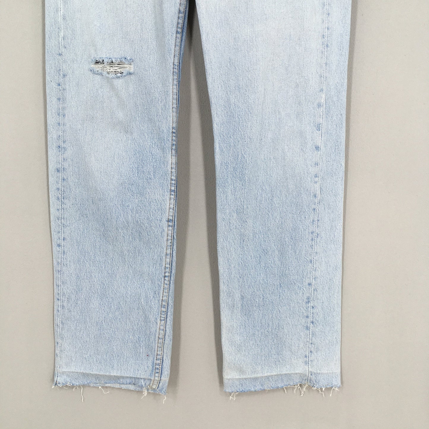 Levi's 501 Light Wash Jeans Size 27x30.5