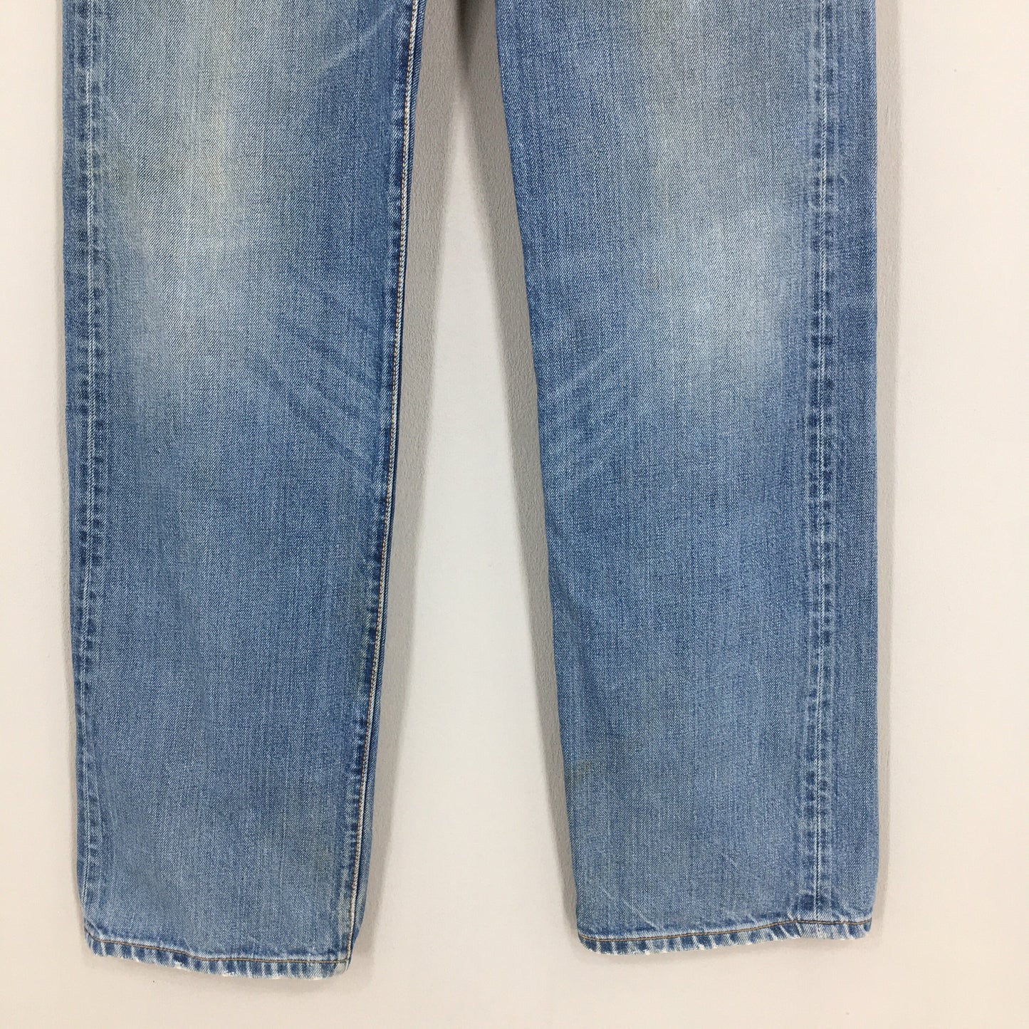 Levi's 501 Faded Blue Faded Jeans Size 32x33.5