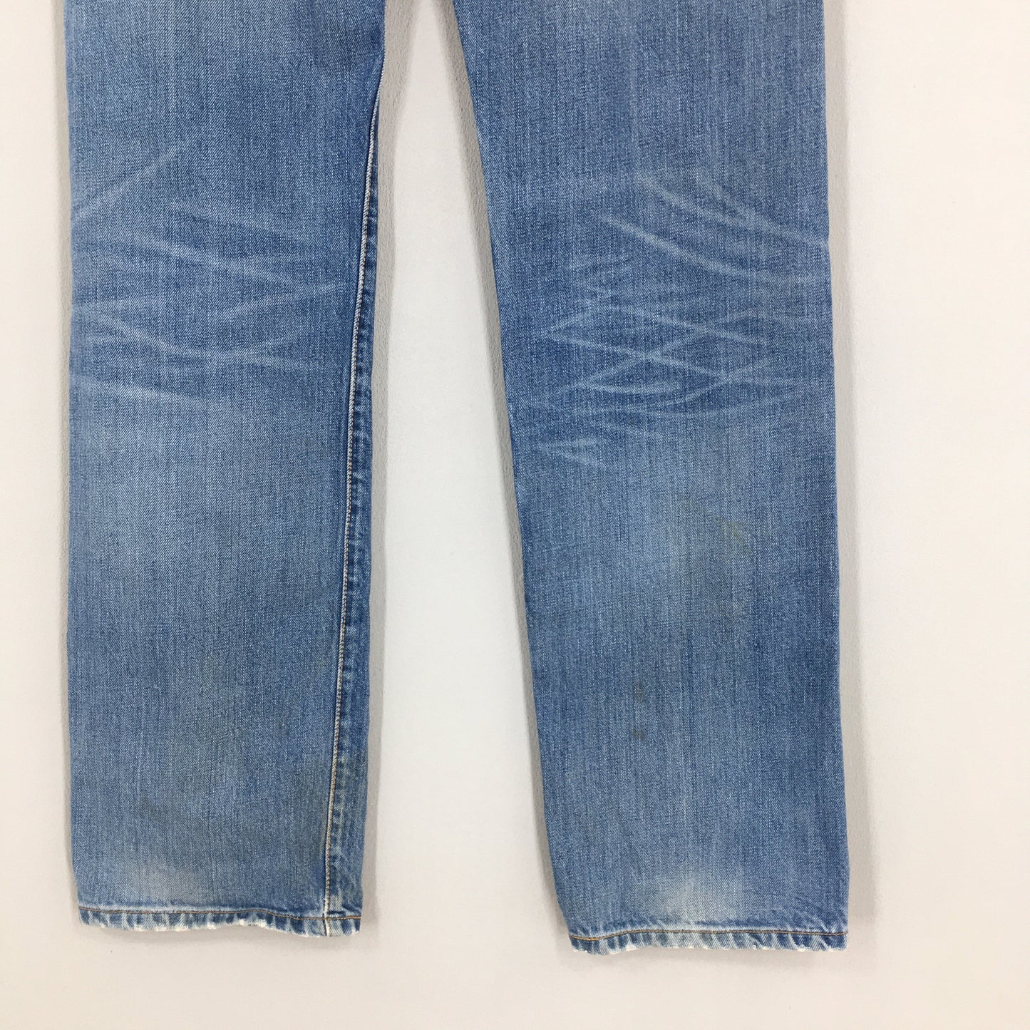 Levi's 501 Faded Blue Faded Jeans Size 32x33.5