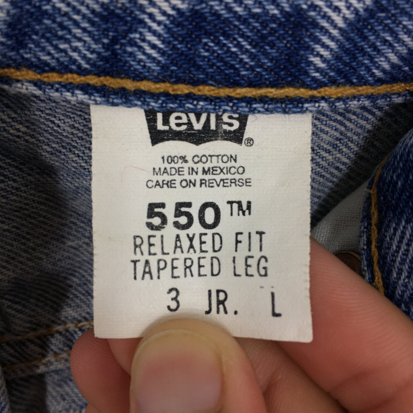 Levi's 550 Relaxed Fit Jeans Size 25x32.5