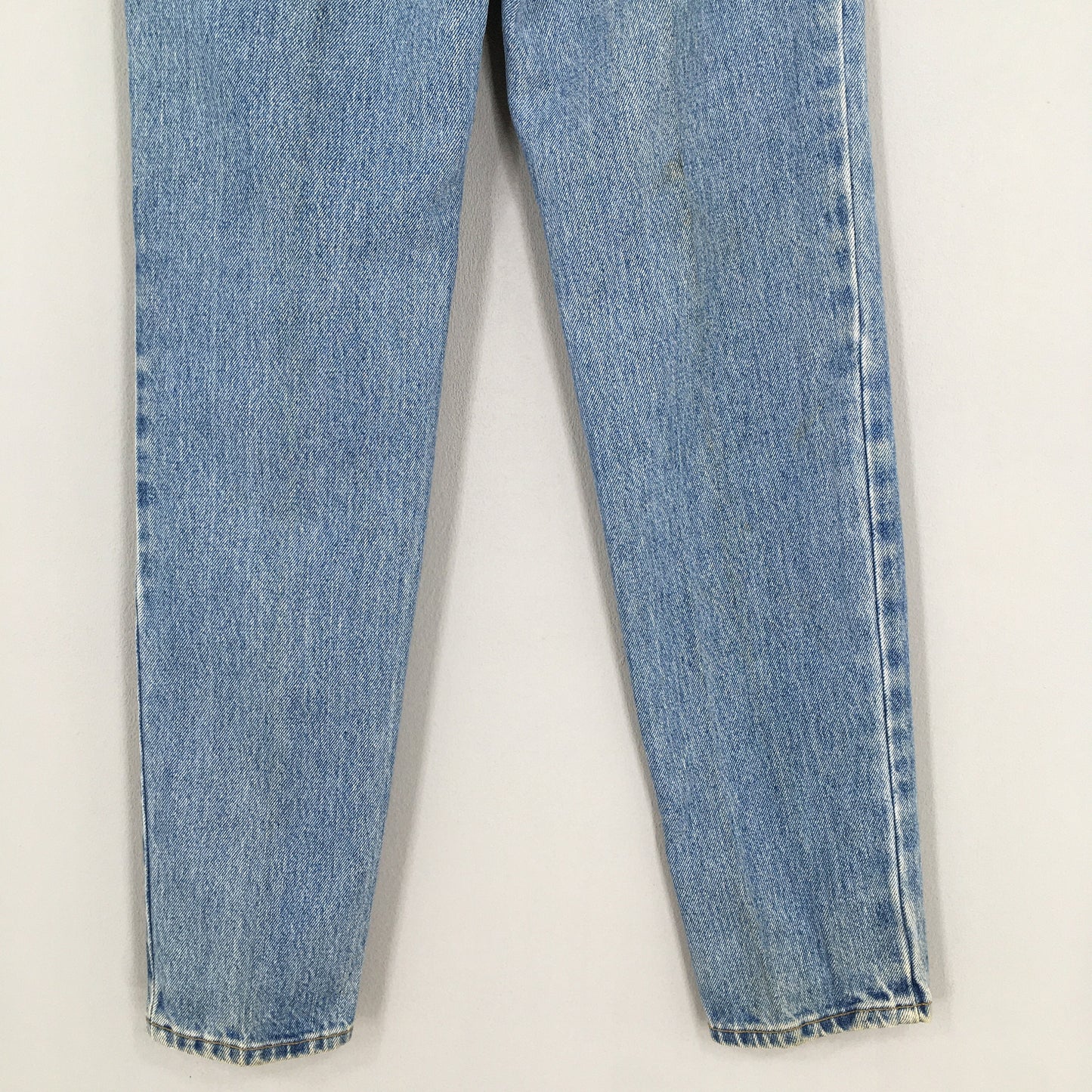 Levi's 550 Relaxed Fit Jeans Size 25x32.5