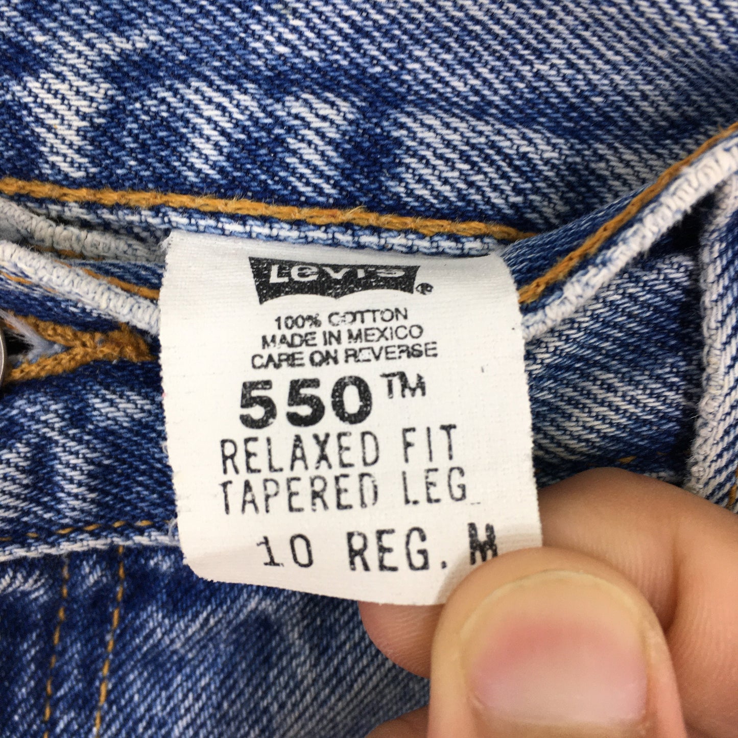 Levi's 550 Relaxed Fit Jeans Size 27x30.5