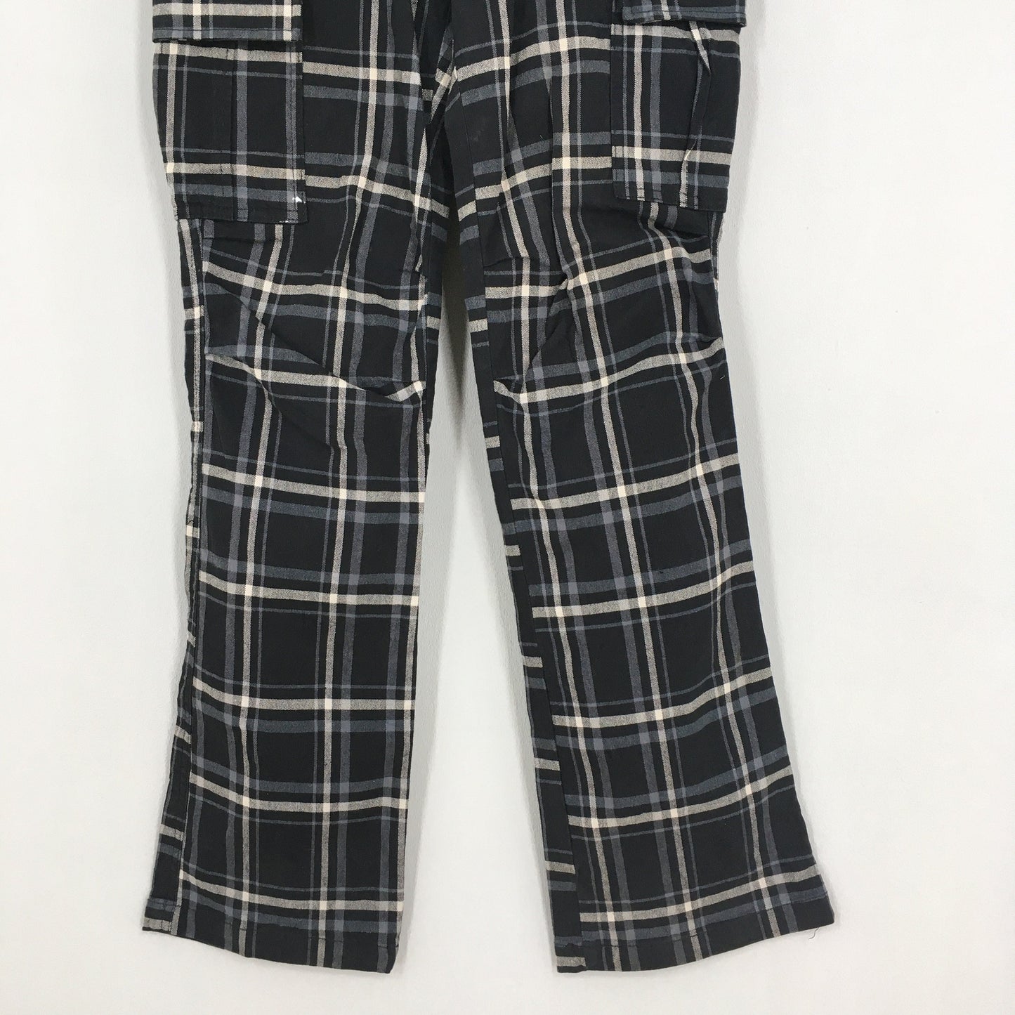 Bee Bell Japan Cargo Pants Tartan Size 32x31