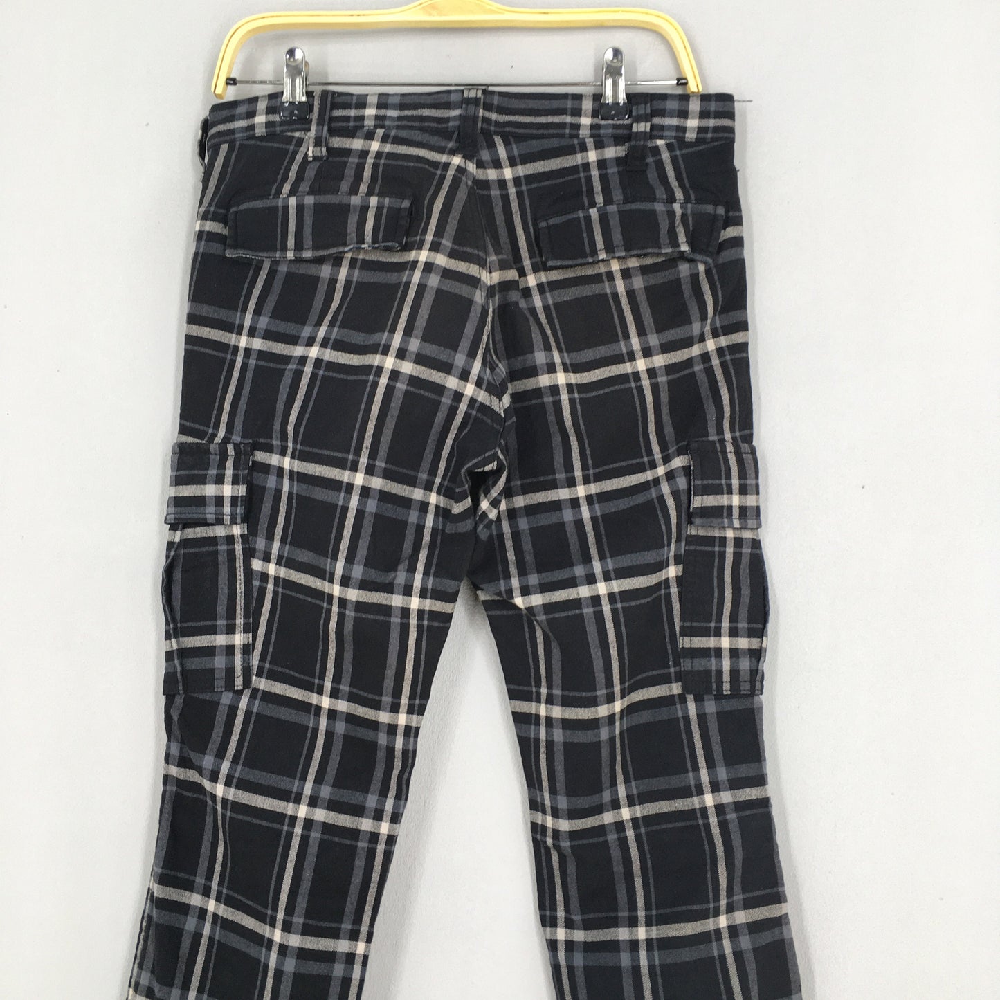 Bee Bell Japan Cargo Pants Tartan Size 32x31