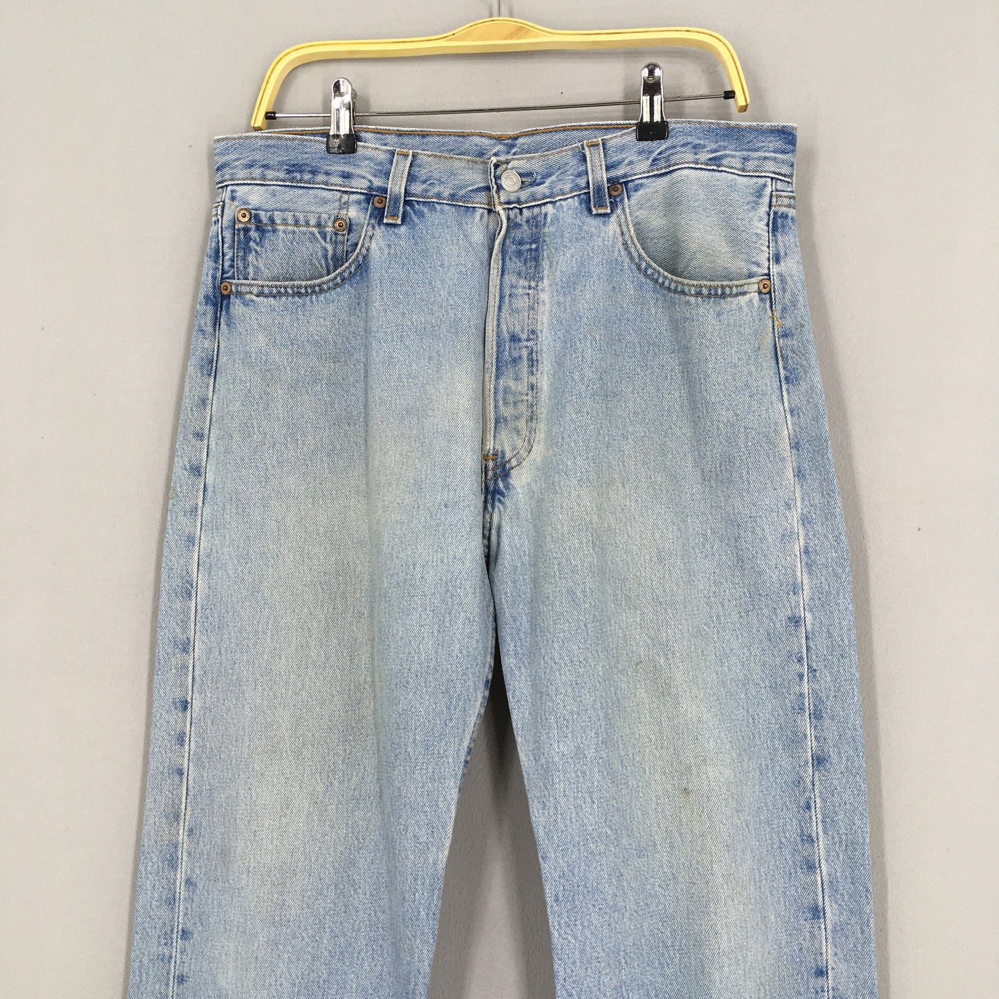 Levi's 501 Light Wash Blue Jeans Size 34x30