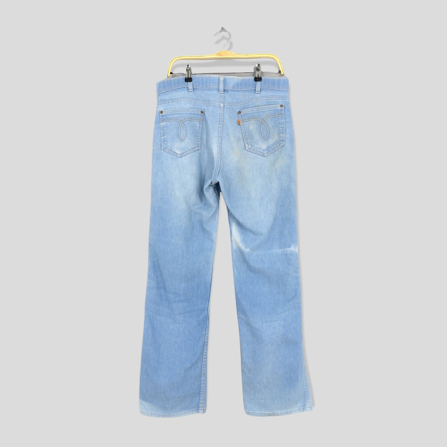 Relaxed Fit Light Wash Blue Jeans Size 34x31