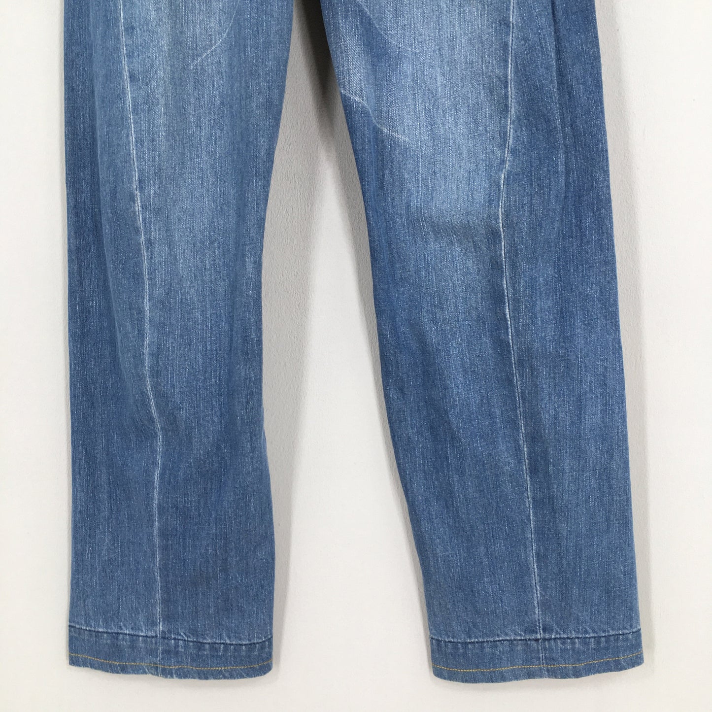 Levis Engineered Faded Blue Jeans Size 28x29.5