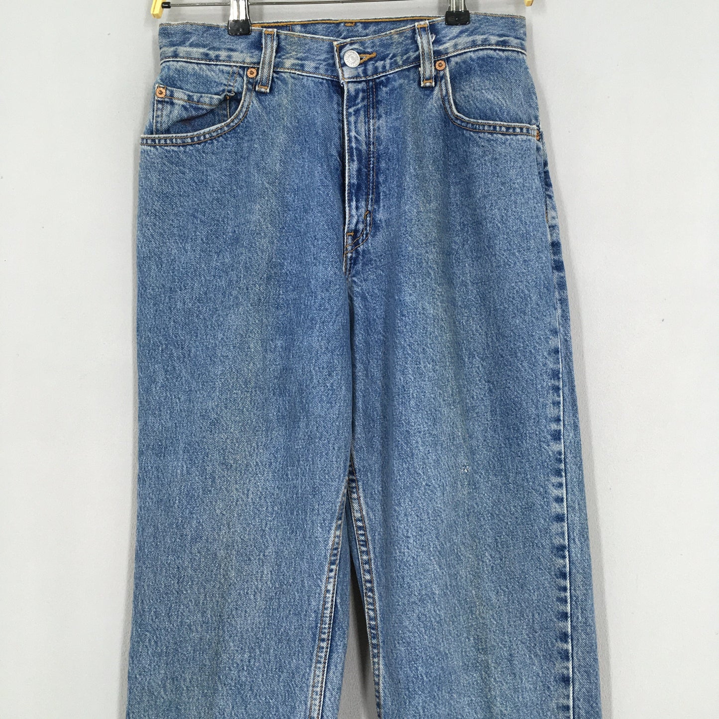 Levi's 550 Jeans Relaxed Fit Size 26x30.5