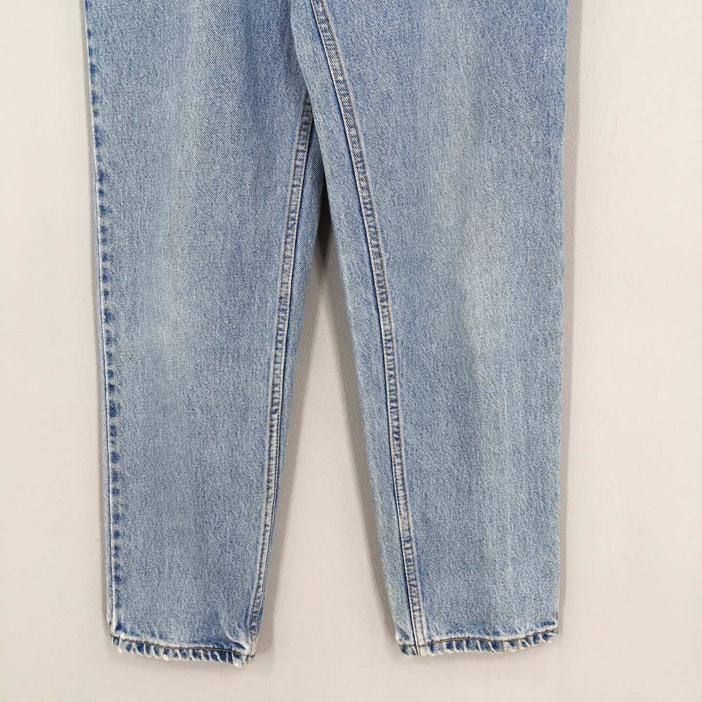 Levi's 550 Relaxed Fit Jeans Size 27x30.5