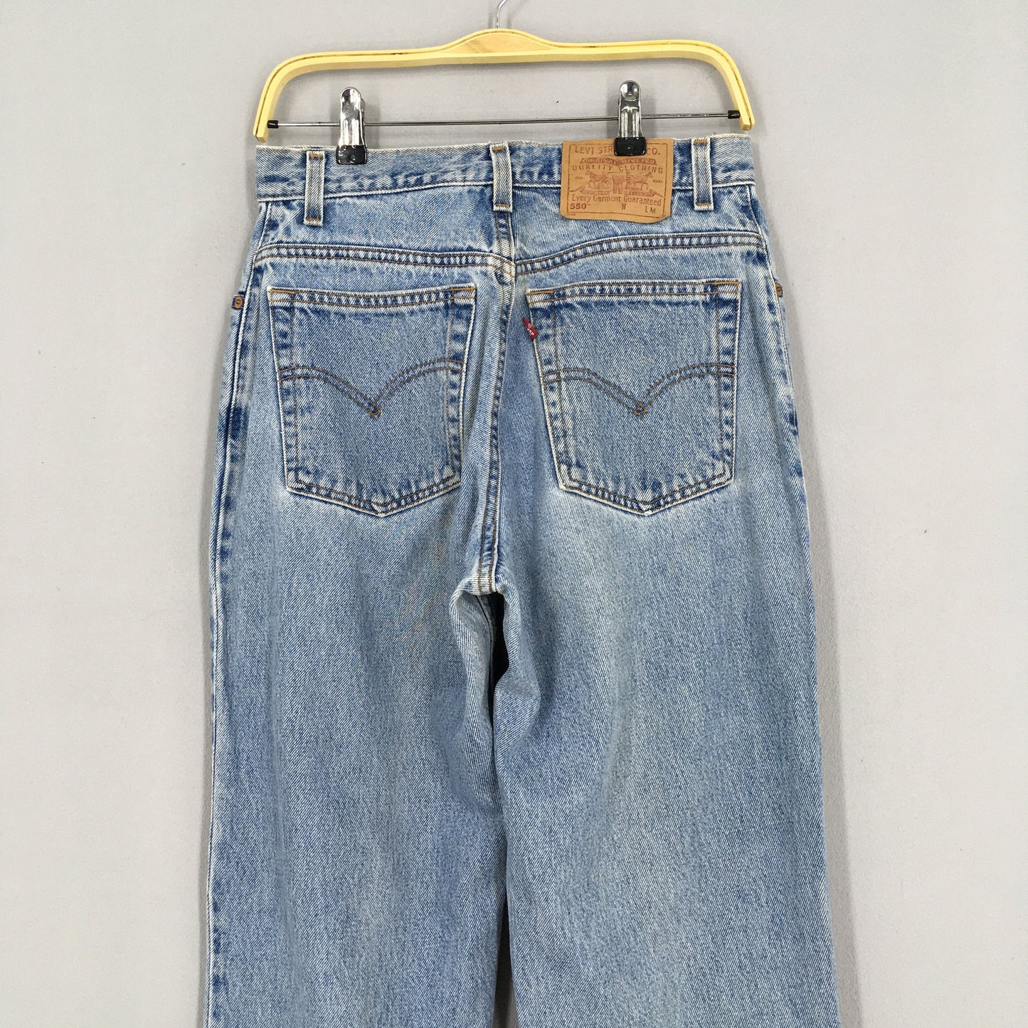 Levi's 550 Relaxed Fit Jeans Size 27x30.5