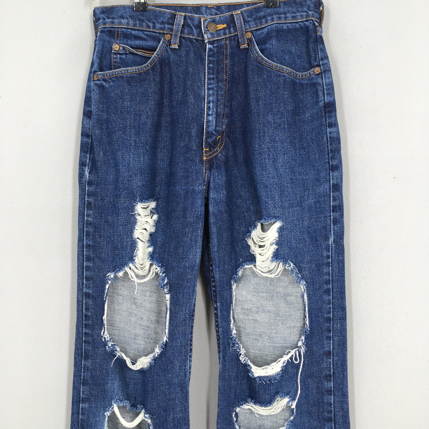 Levi's 501 Ripped Distressed Jeans Size 28x31