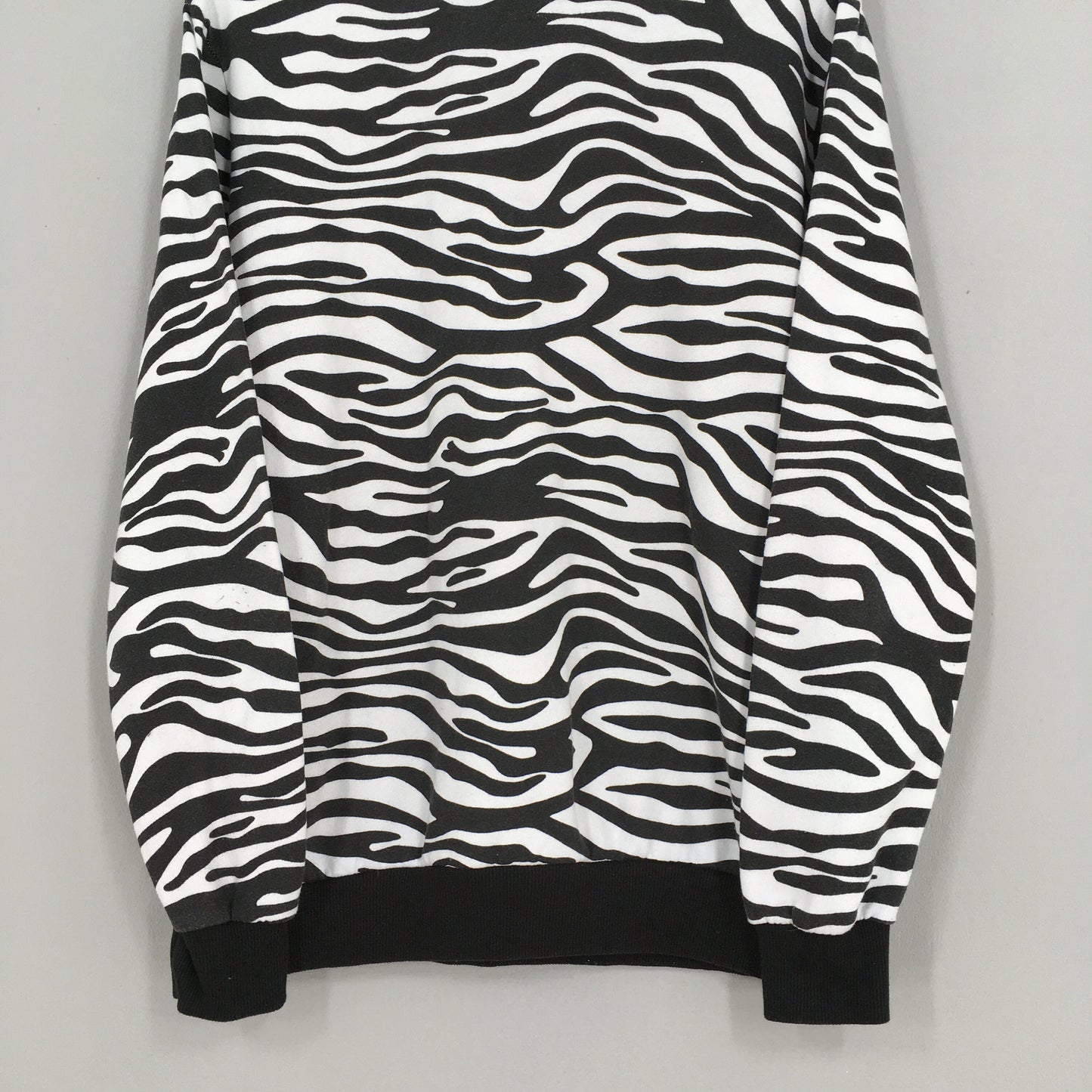 Pop Art Zebra Stripes Pattern Sweater Large