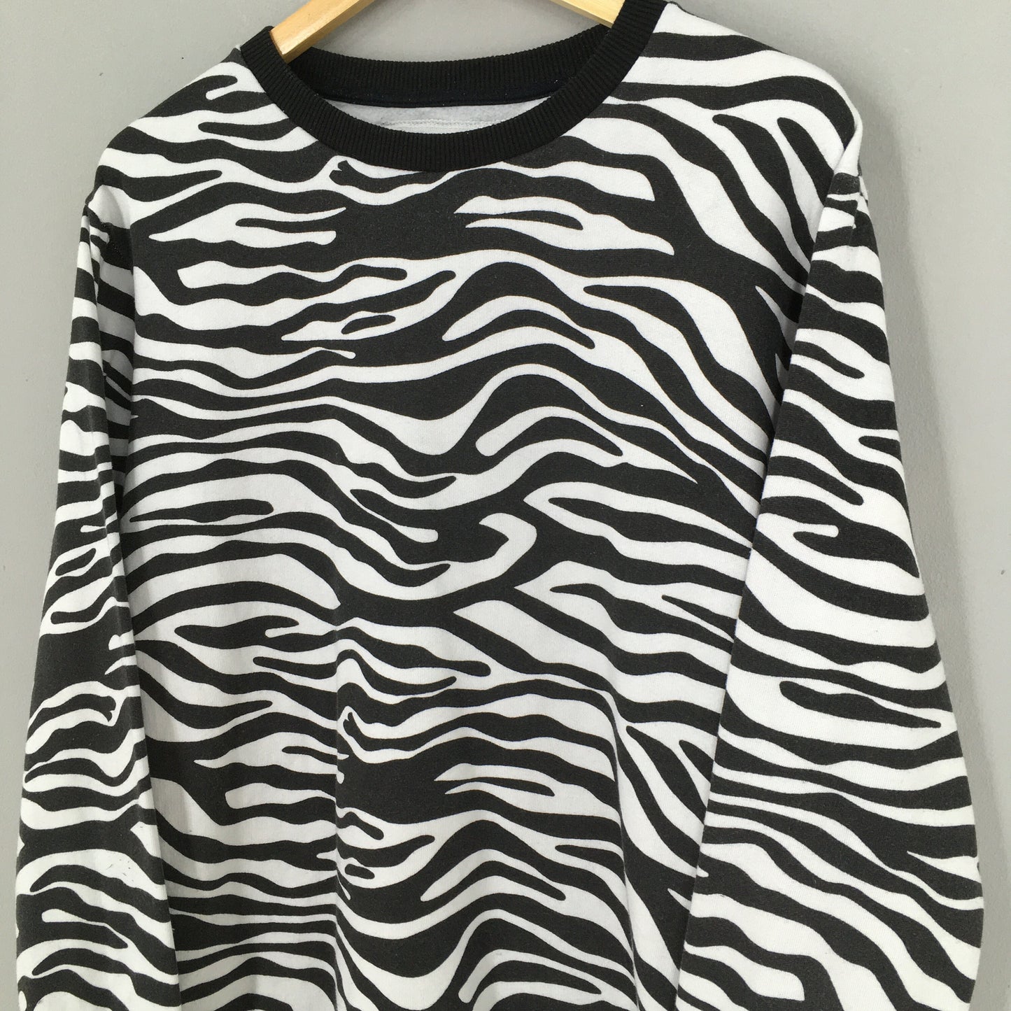 Pop Art Zebra Stripes Pattern Sweater Large