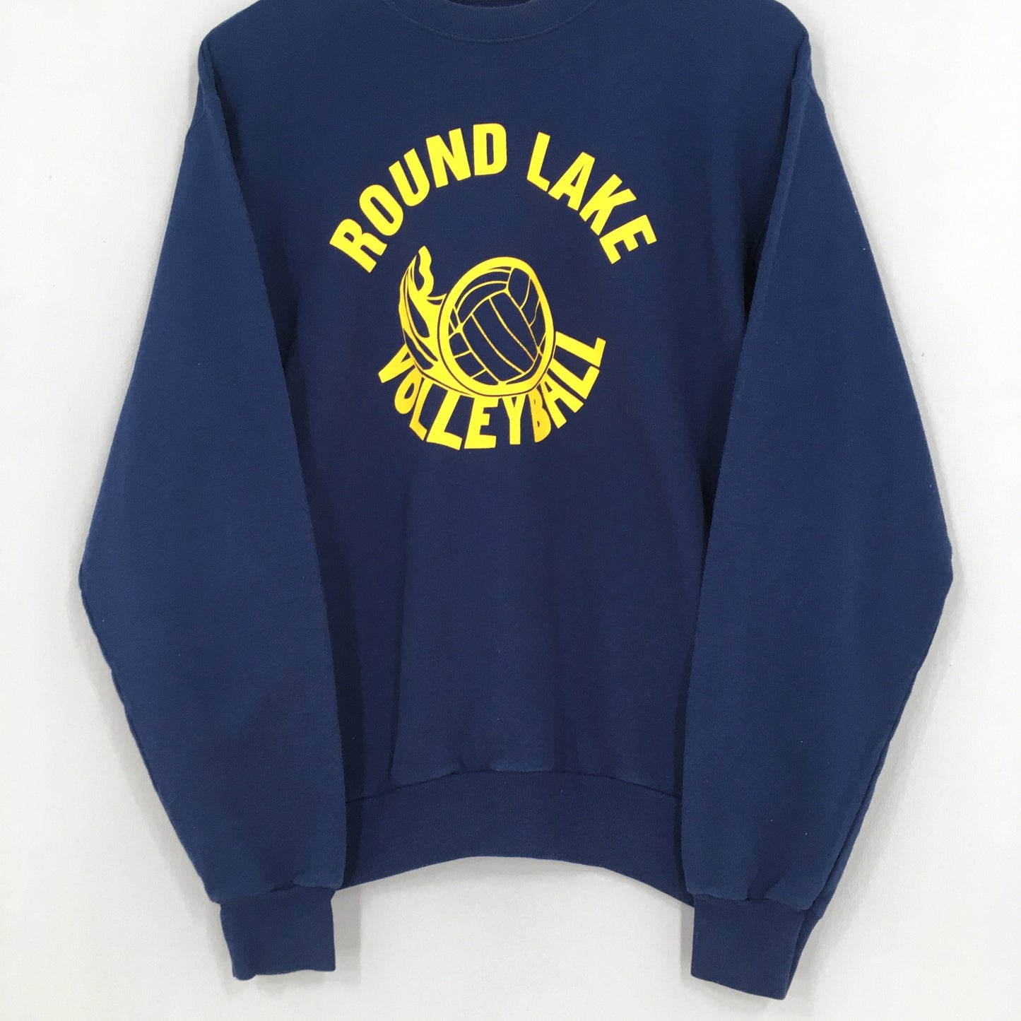 Y2K Round Lake Volleyball Blue Sweater Small