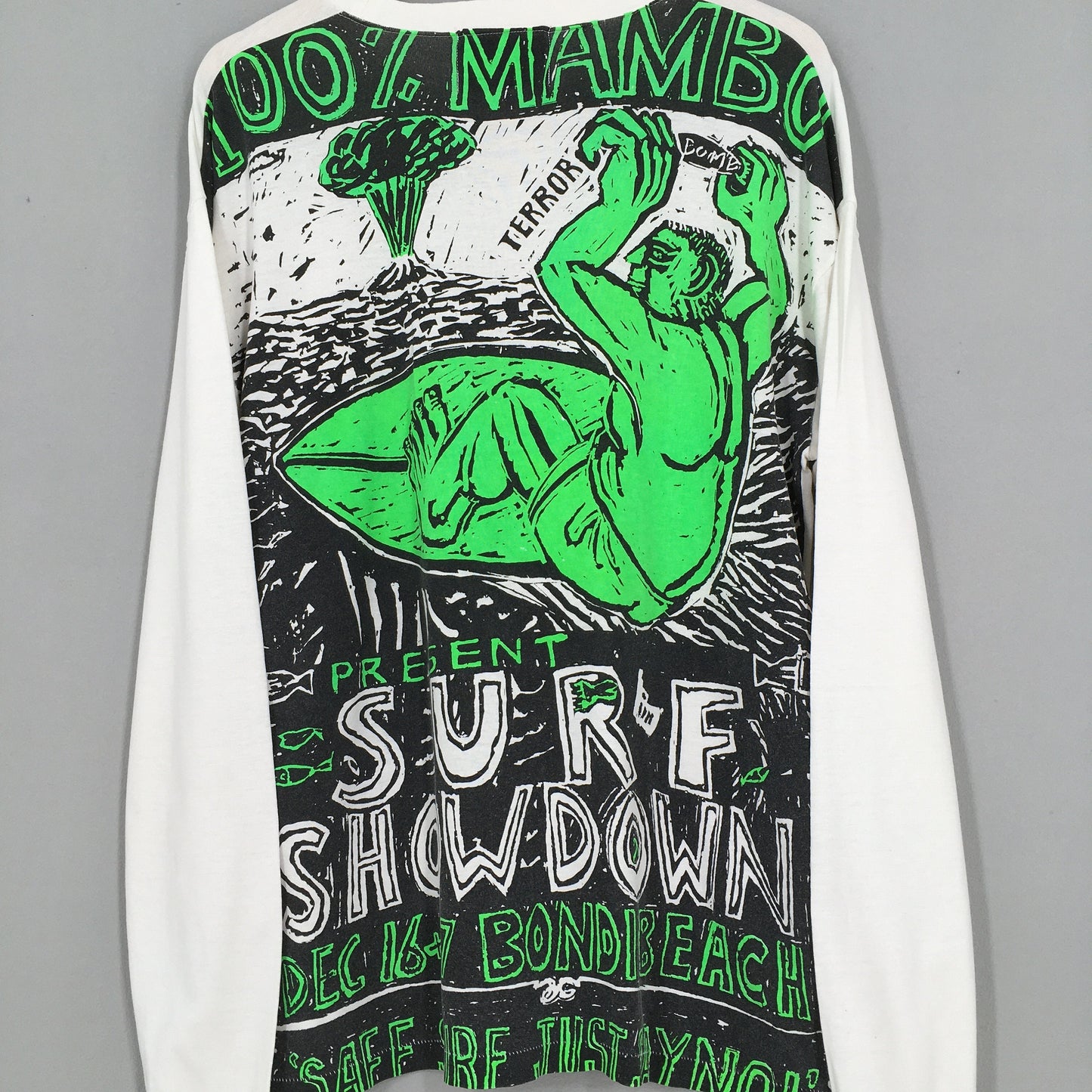 Mambo Australia Surf Showdown Pop Art Tshirt