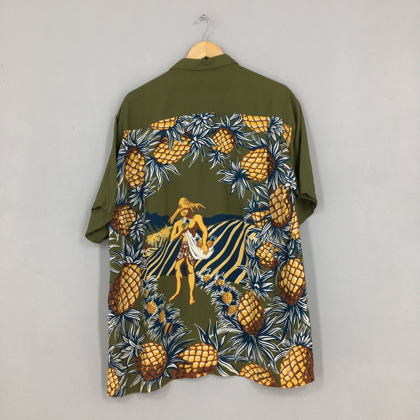 Hawaiian Pineapples Aloha Tropical Shirt Large