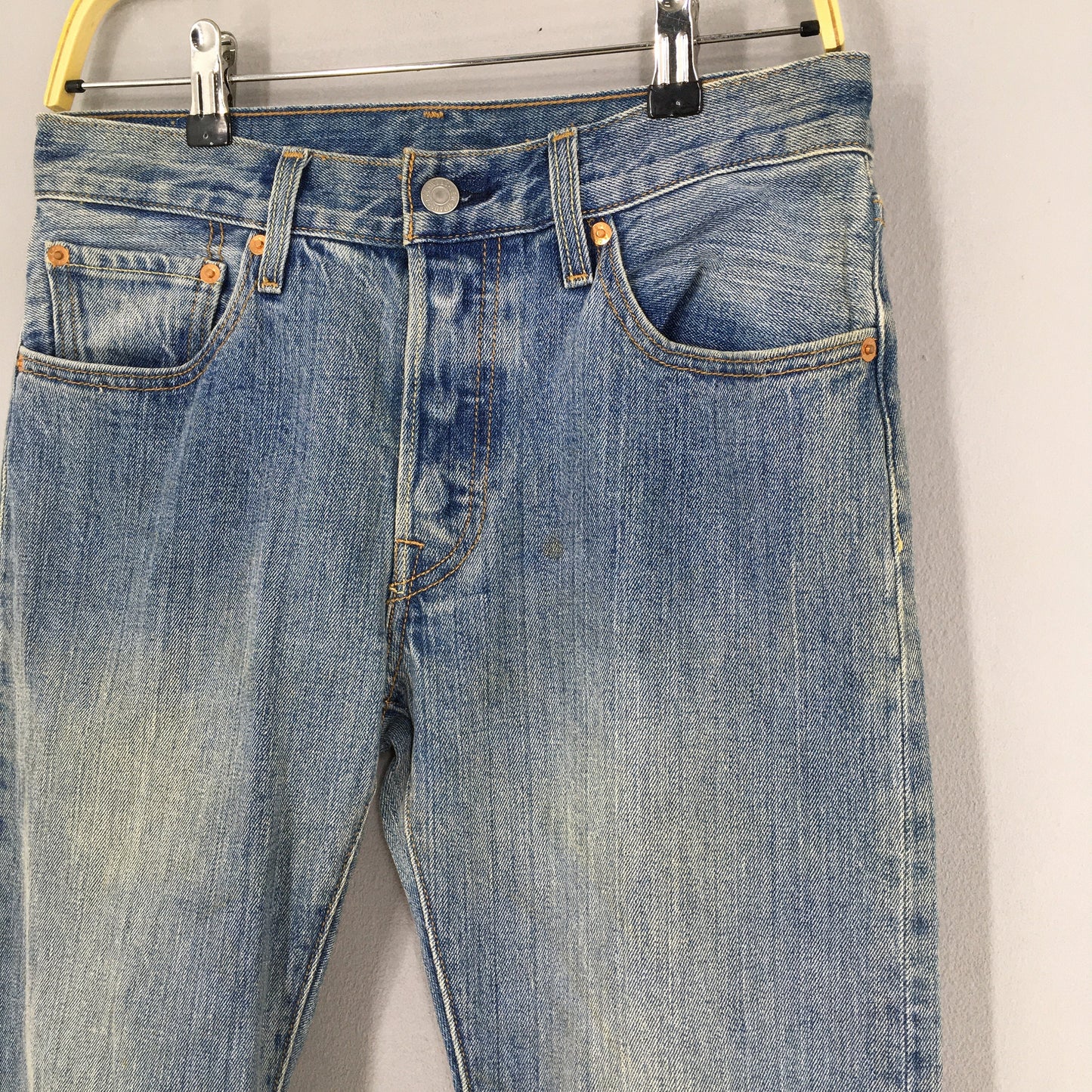 Levis 501 Faded Blue Jeans Size 28x28