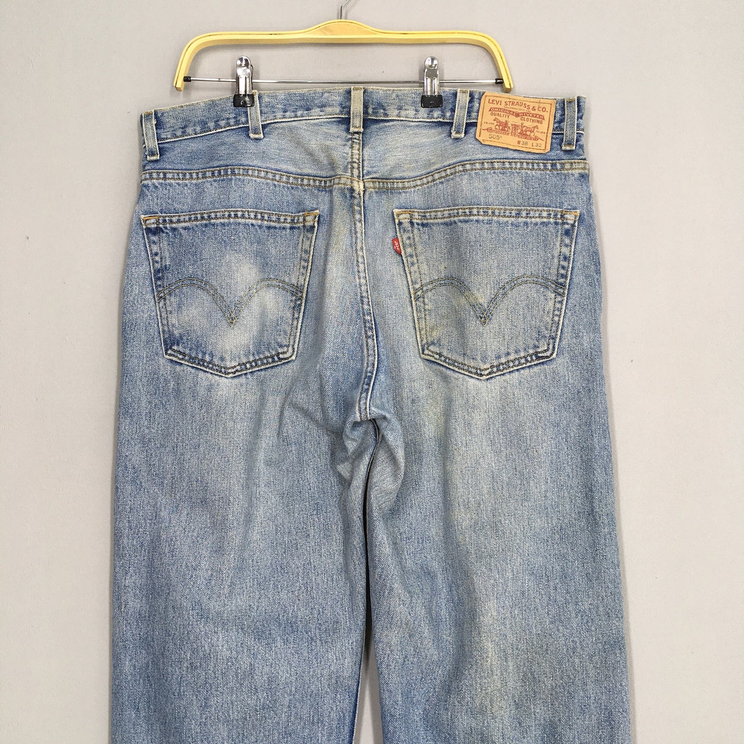 Levi's 505 Relaxed Fit Jeans Size 38x32