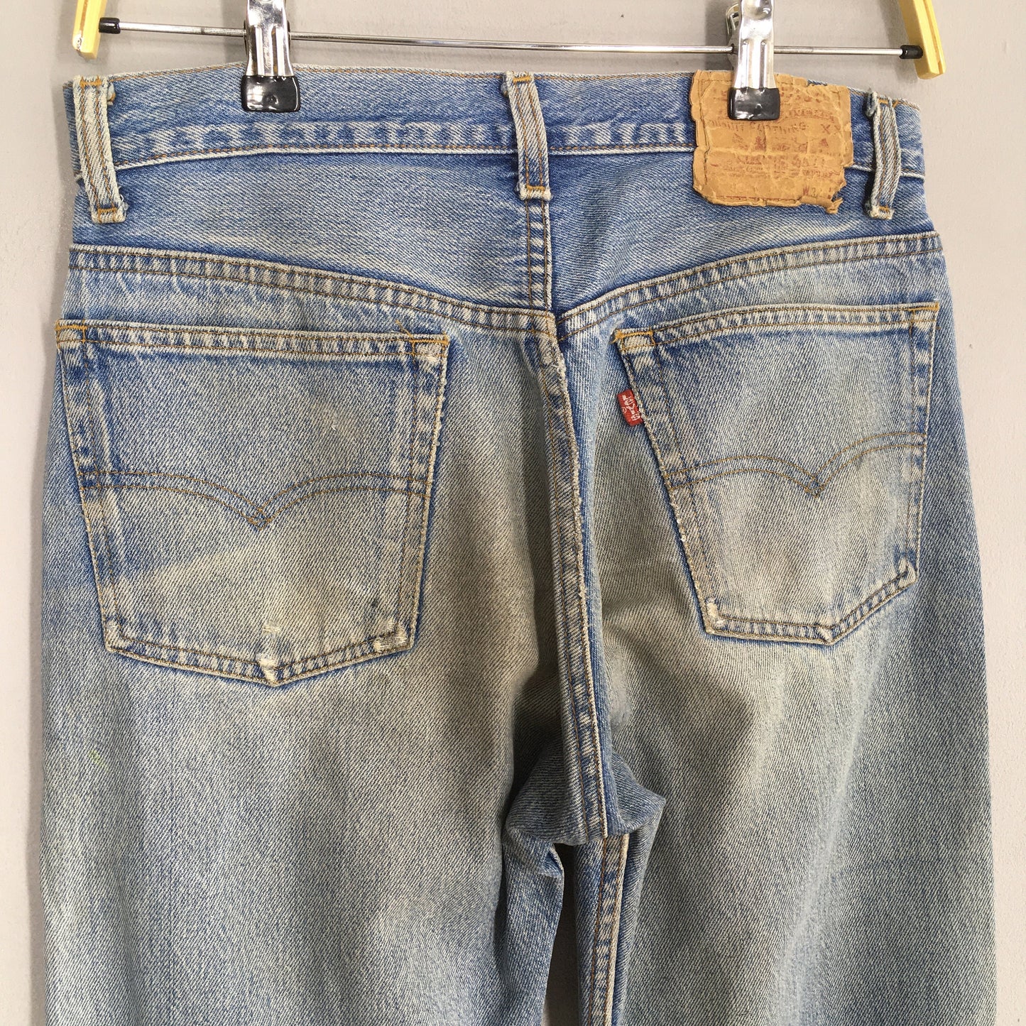 Levi's 501 Faded Blue Faded Dirty Jeans Size 29x31.5