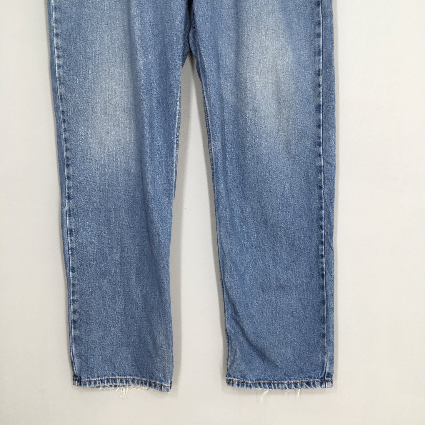 Levi's 550 Relaxed Fit Jeans Stone Washed Denim Size 39x33