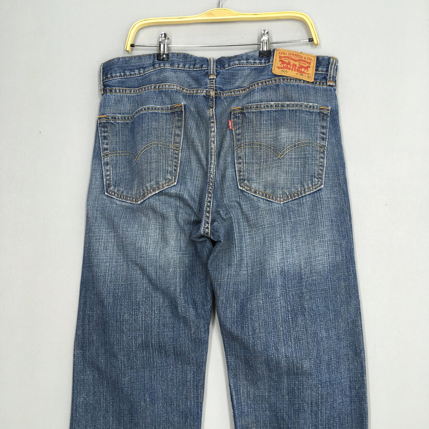 Levi's 505 Regular Fit Jeans Stonewash Denim Size 36x32