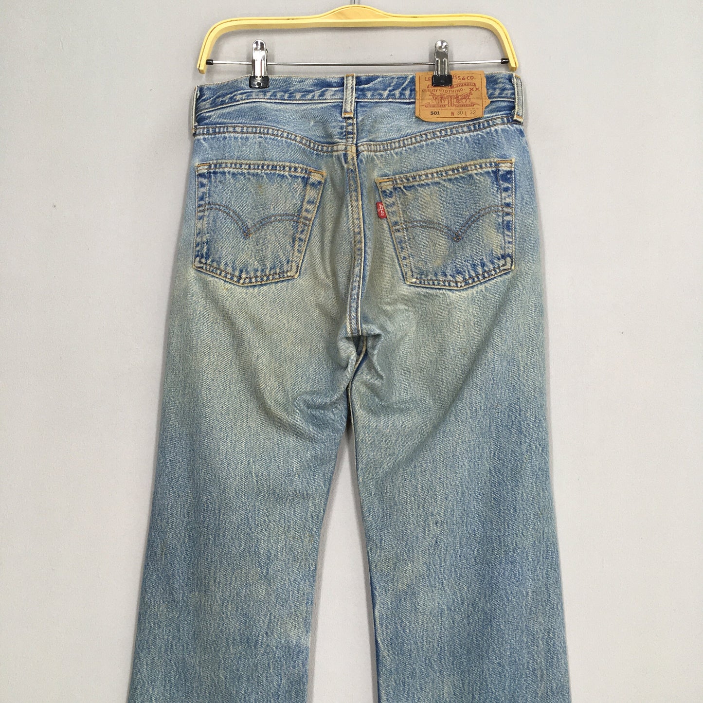 Levi's 501 Distressed Faded Blue Jeans 30x30