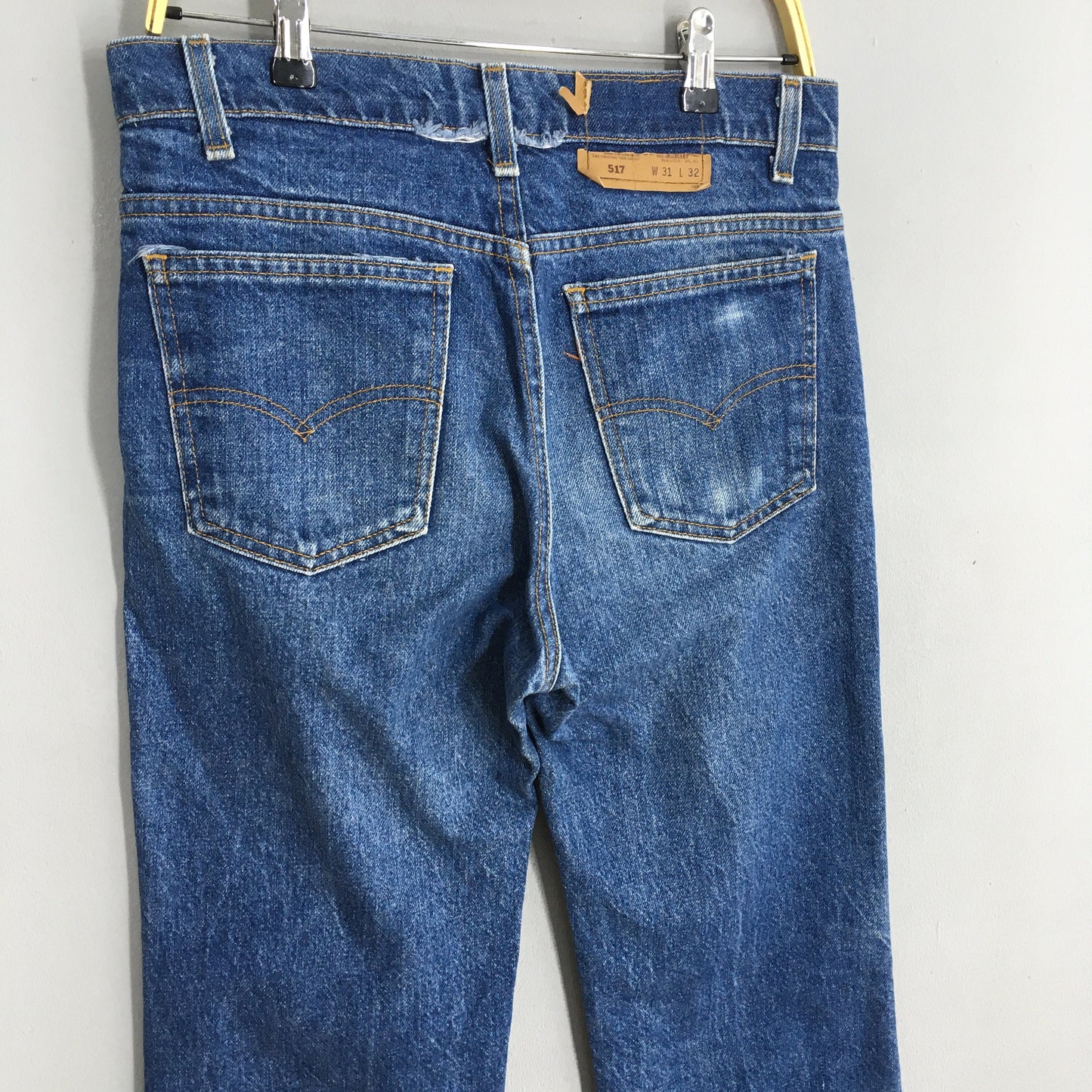 Levi's 517 Low Bootcut High Waisted Jeans Size 32x33