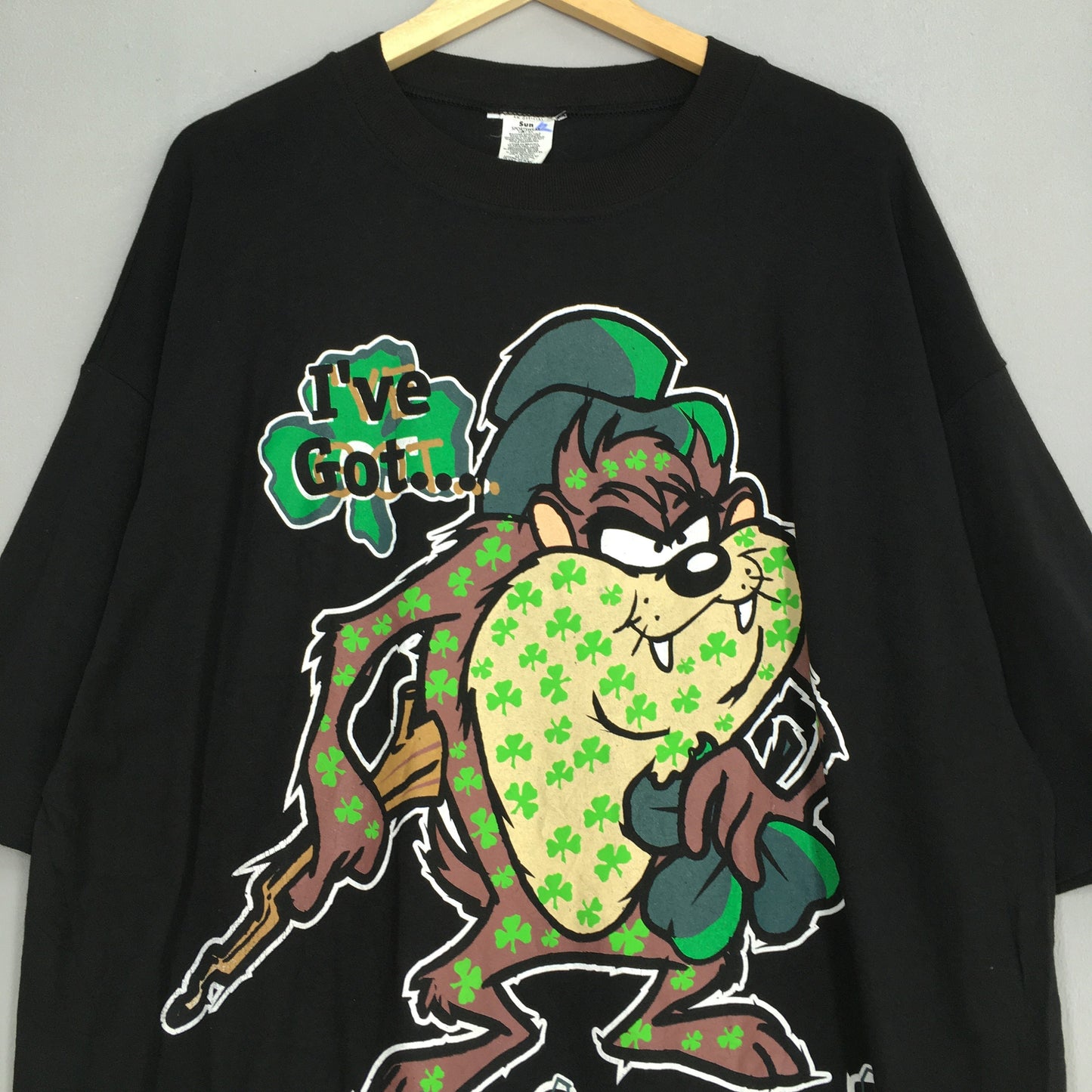 Looney Tunes Tazmania Black Tshirt XLarge