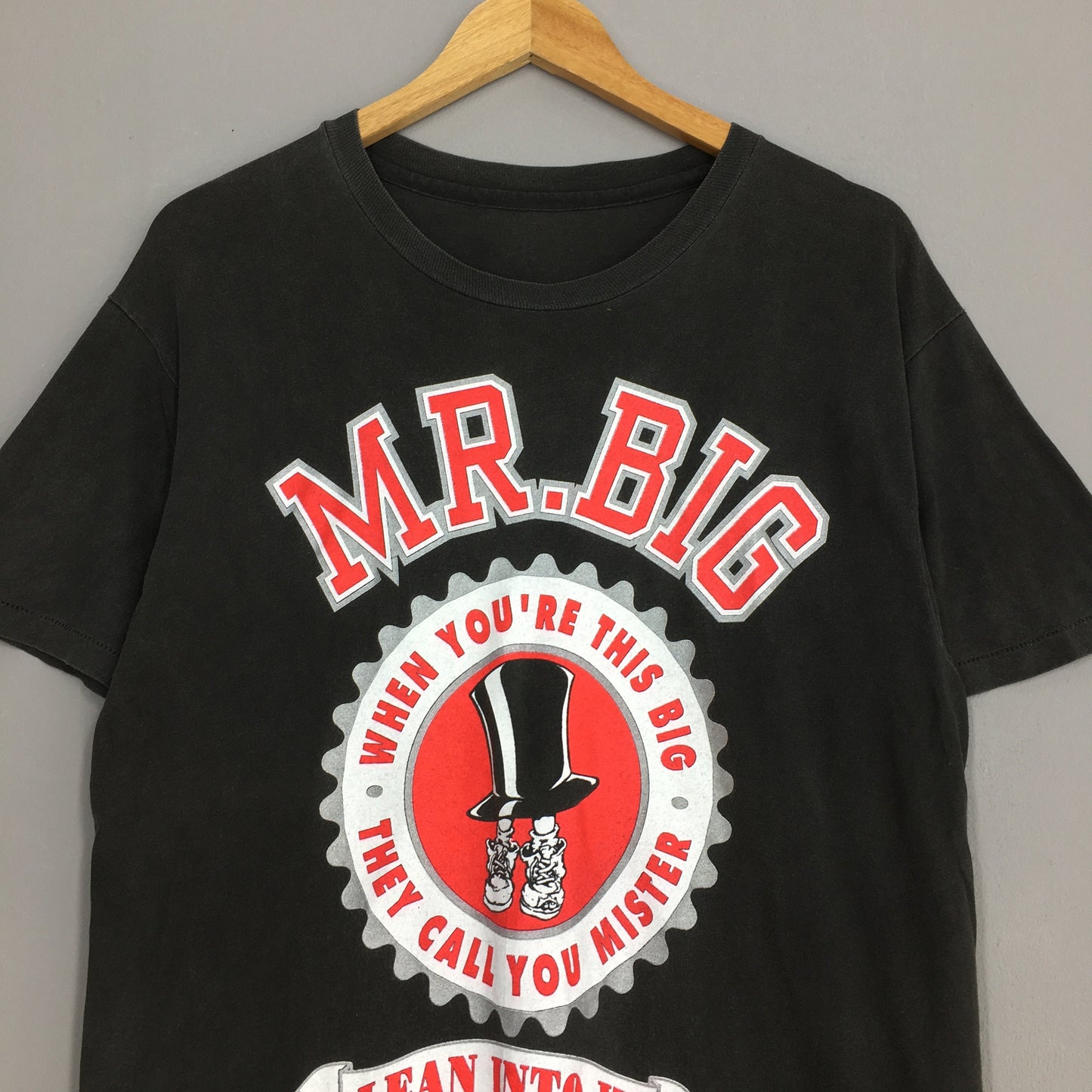 MR BIG Band Lean Into It Black Tshirt Small