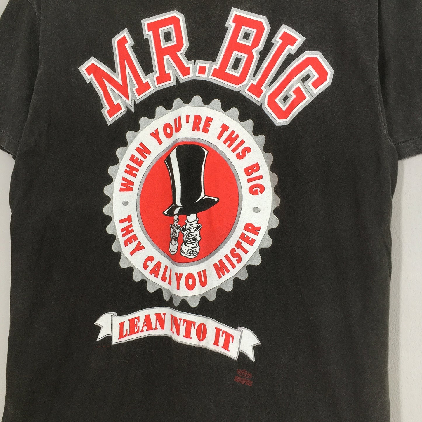 MR BIG Band Lean Into It Black Tshirt Small