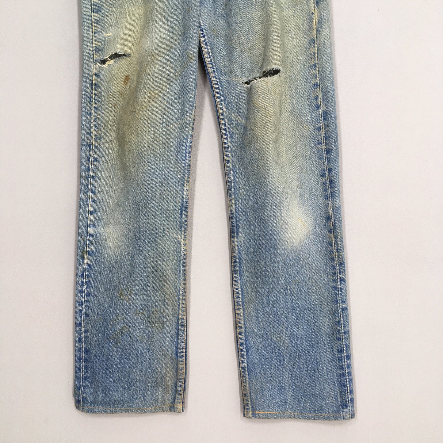 Levi's 501 Distressed Faded Blue Jeans 30x30