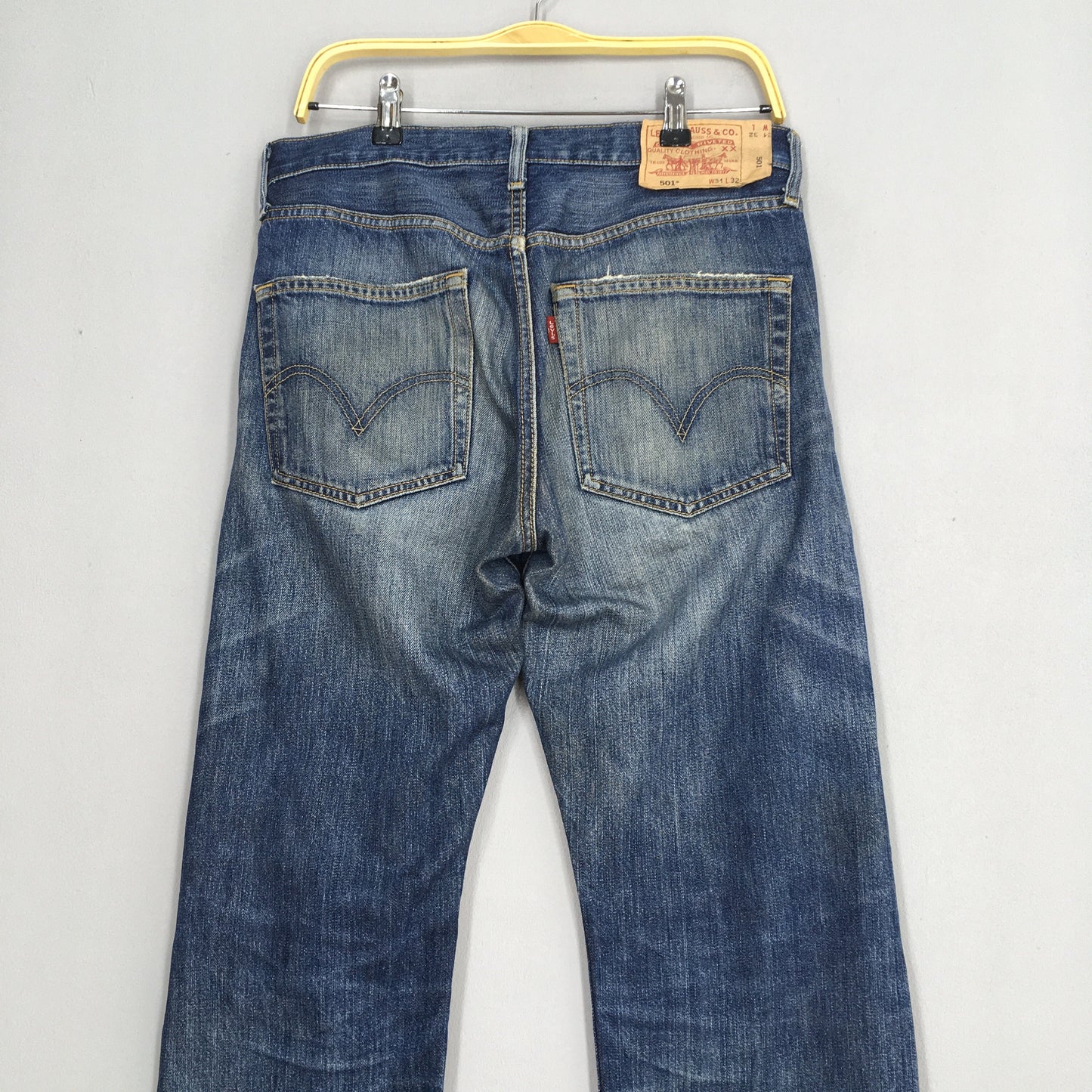 Levi's 501 Faded Blue Distressed Stonewash Jeans 32x32