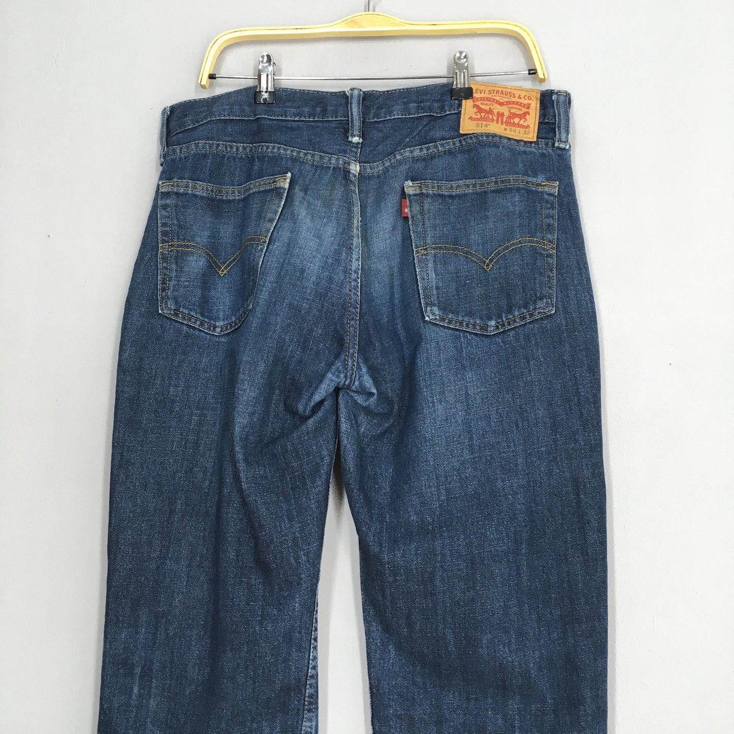 Levi's 514 Straight Fit Light Washed Jeans Size 34x30