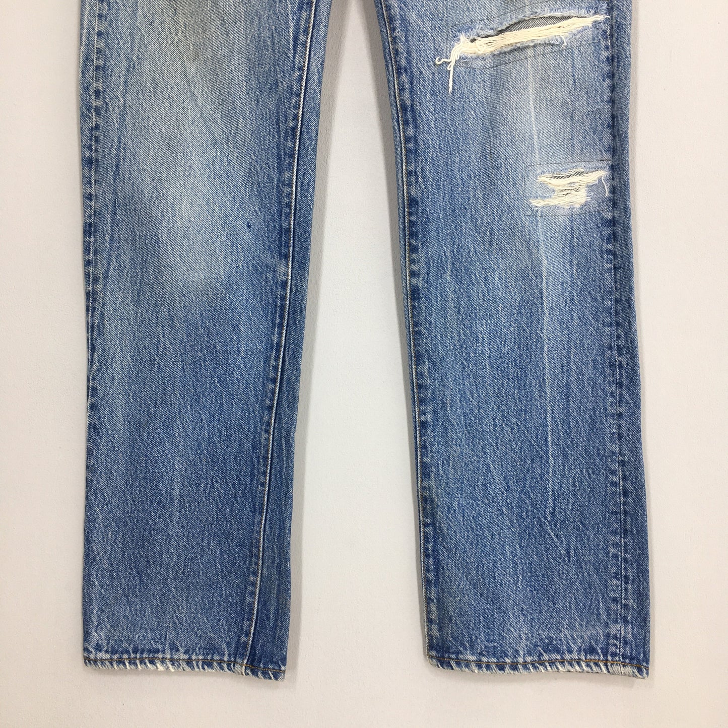 Levi's 501 Distressed Ripped Jeans Size 30x33