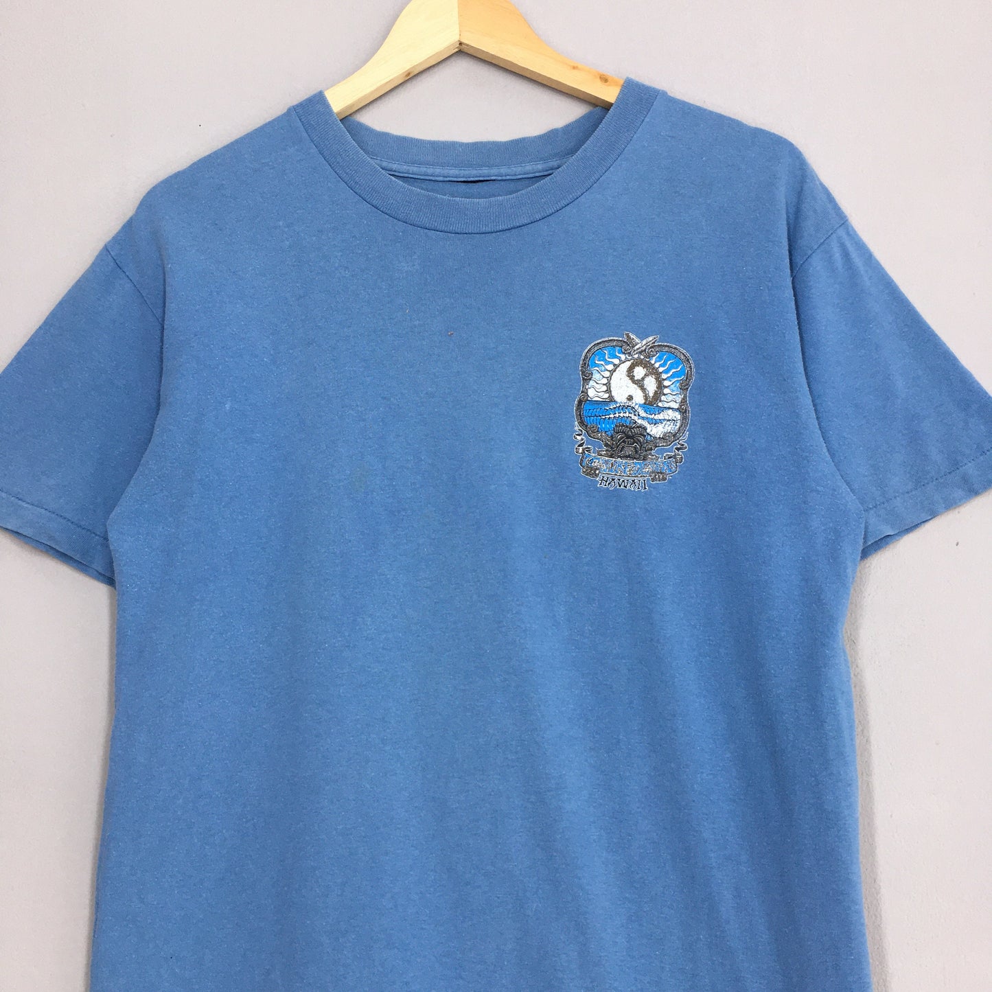 T&C Surf Designs Hawaii Blue T shirt Medium