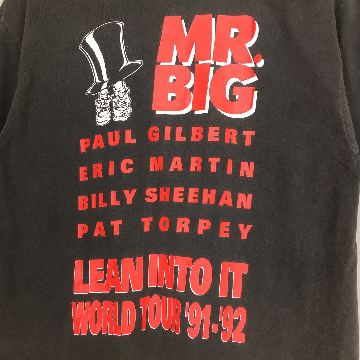 MR BIG Band Lean Into It Black Tshirt Small