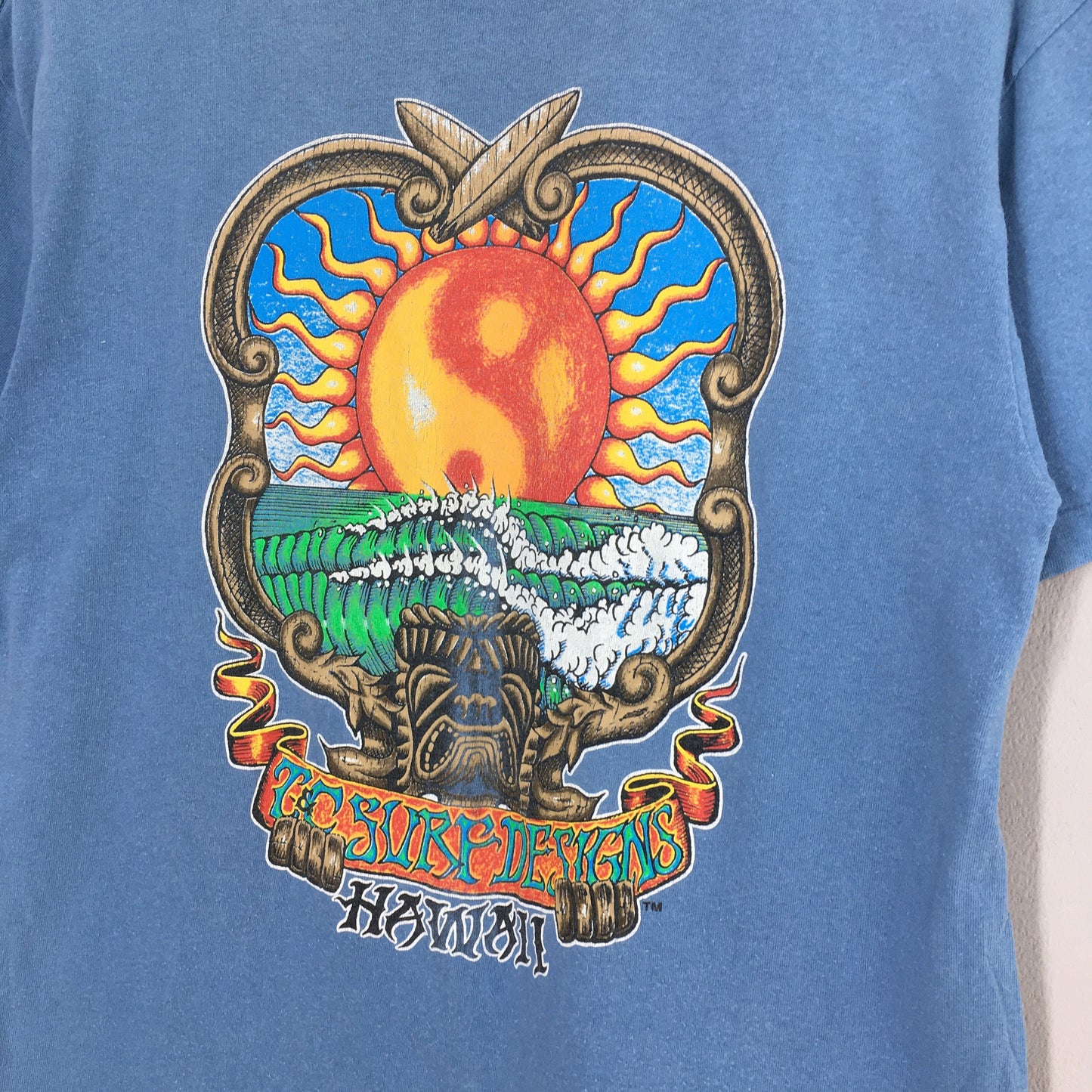 T&C Surf Designs Hawaii Blue T shirt Medium