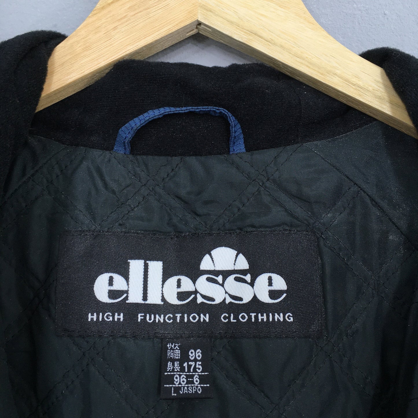 Ellesse Winter Ski Wear Hooded Jacket Large