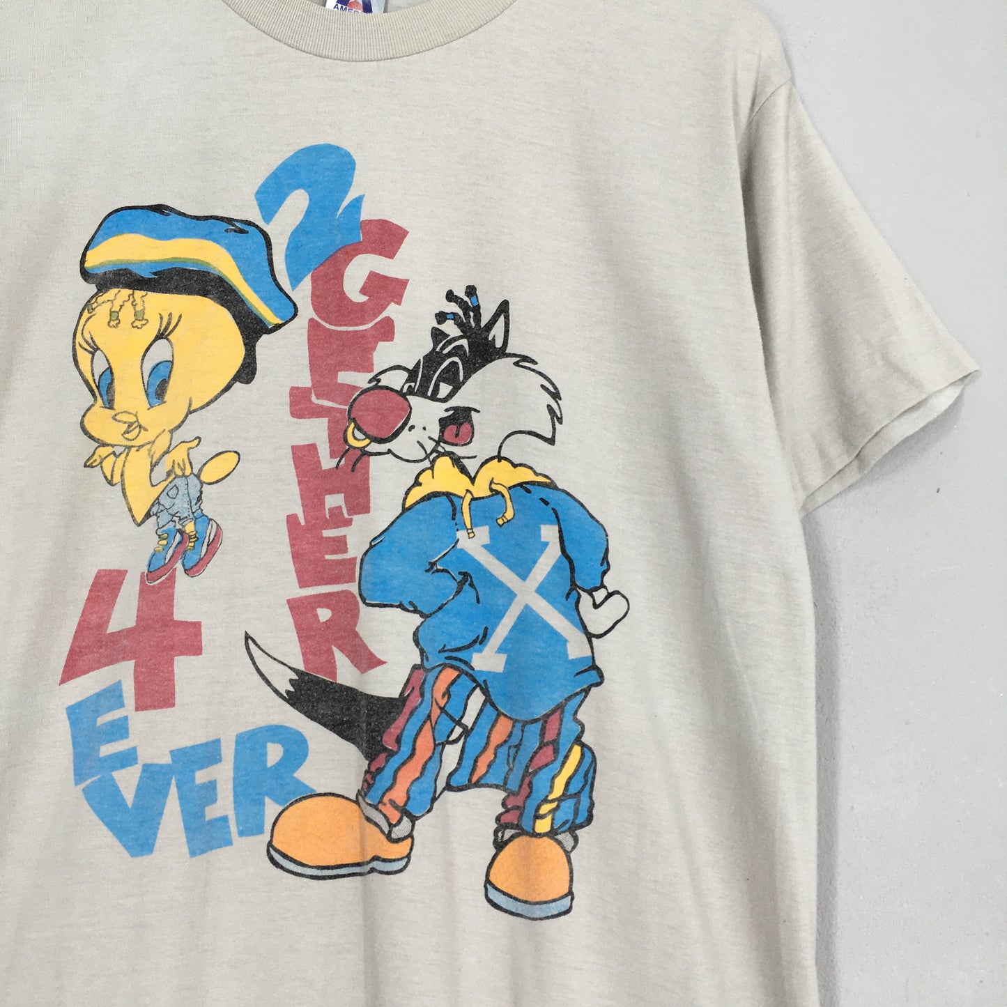 Looney Tunes Tweety Sylvester Tshirt XLarge