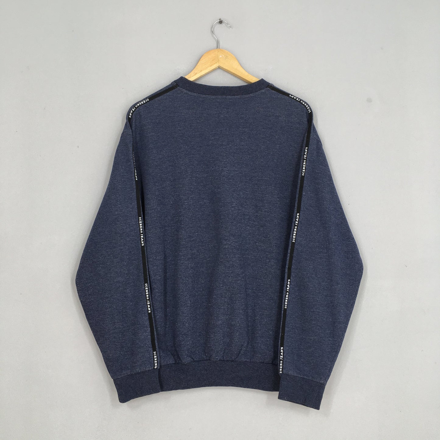 Iceberg Jeans Italy Sweatshirt Medium