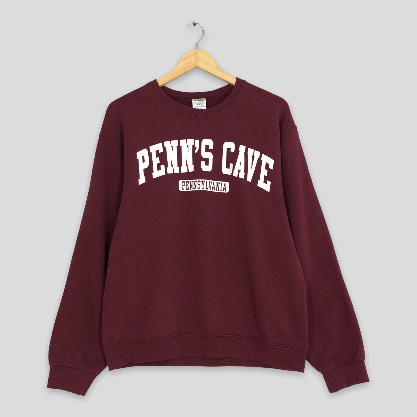 Penn's Cave House Pennsylvania Sweatshirt Medium