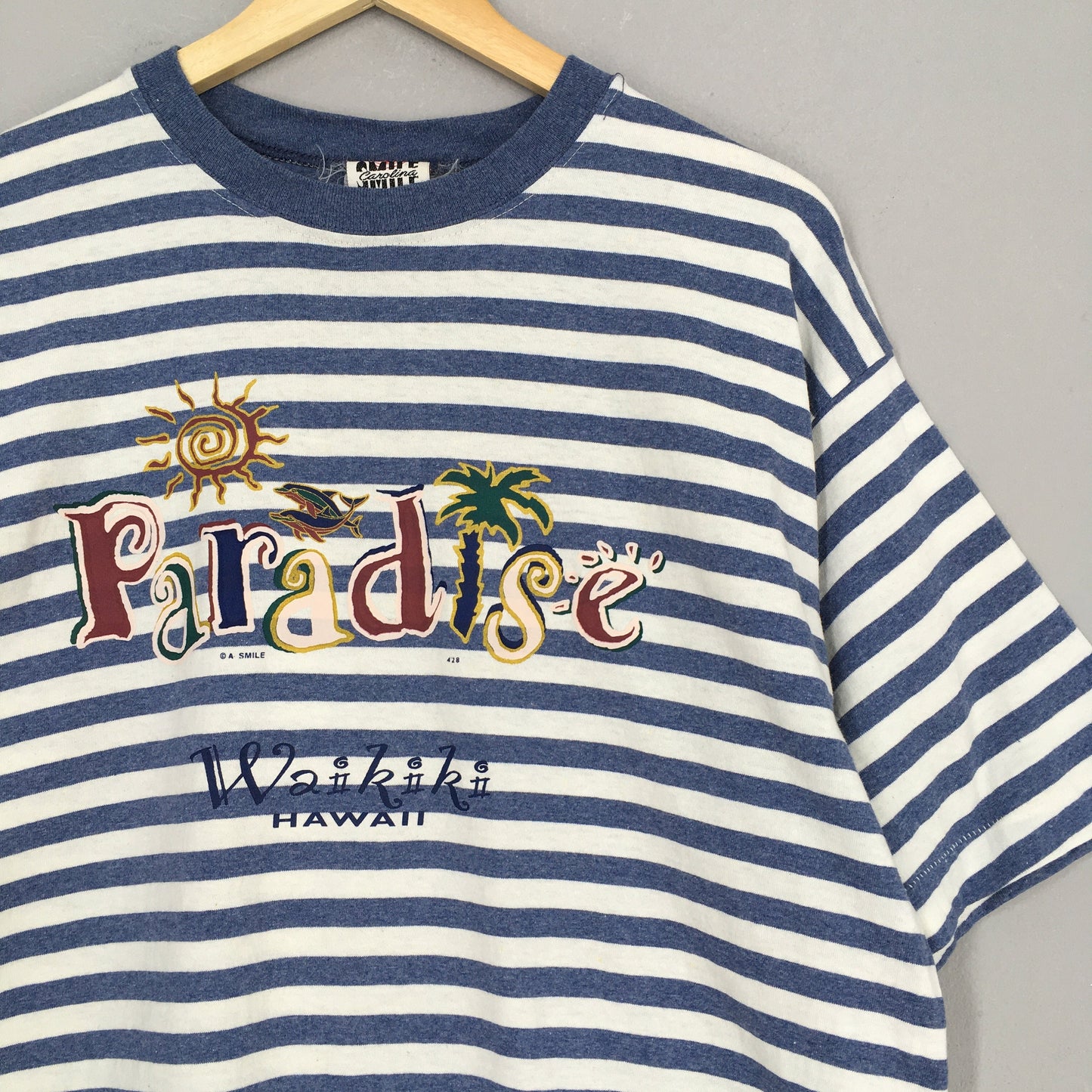 Stripes Paradise Waikiki Hawaii Tshirt Medium